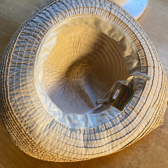 Scala summer hat in great condition like new - Picture 4 of 9